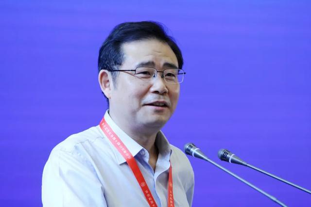 华为BAT围猎海康威视
